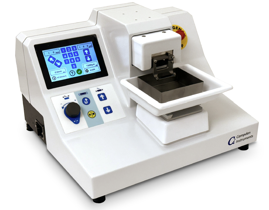 Vibrating microtome for precision tissue sectioning in biomedical research